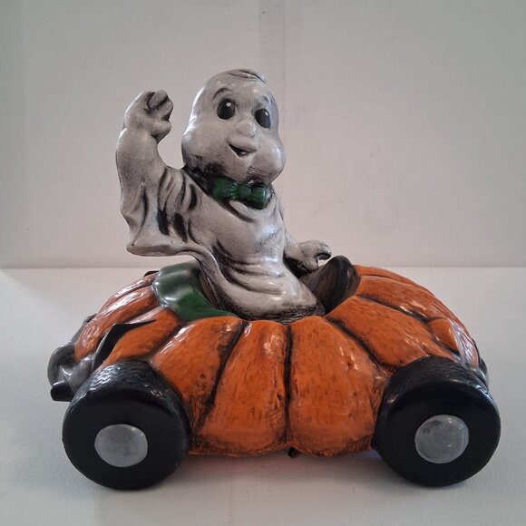 Vintage Holland Mold 2 Piece Ghost in Pumpkin Car Ceramic Halloween Figurine - Picture 3 of 5